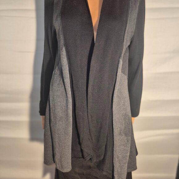 FENN WRIGHT MANSON cardigan style long sweater, black/gray in size Large - Picture 16 of 16